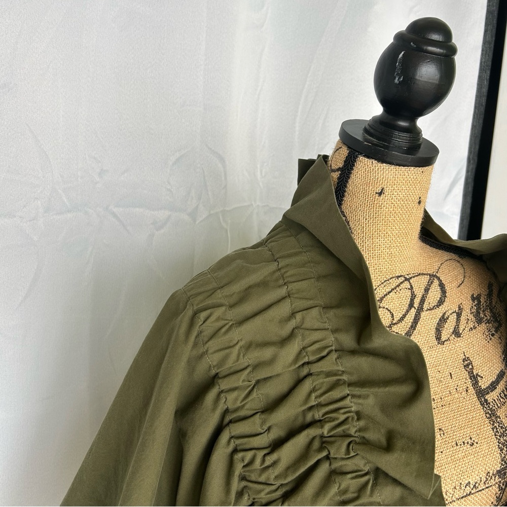 Dries Van Noten
Puff Sleeve Green “Voly' tie front jacket medium - Picture 7 of 15